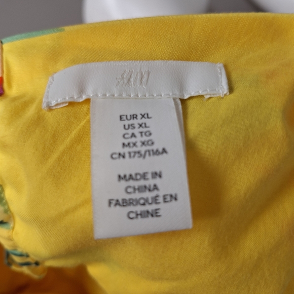 H&M Yellow Multicolor Floral Tropical Tie Back Off The Shoulder Crop Top Size XL - Picture 6 of 8